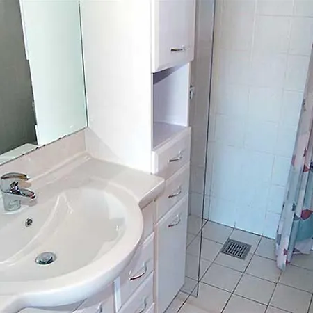 Lyngvejen Vi Apartament *